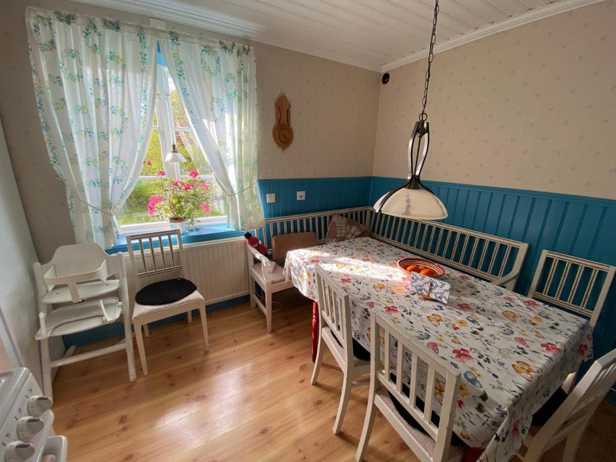 Spjutsbygds Gards Bed And Breakfast Rodeby 외부 사진